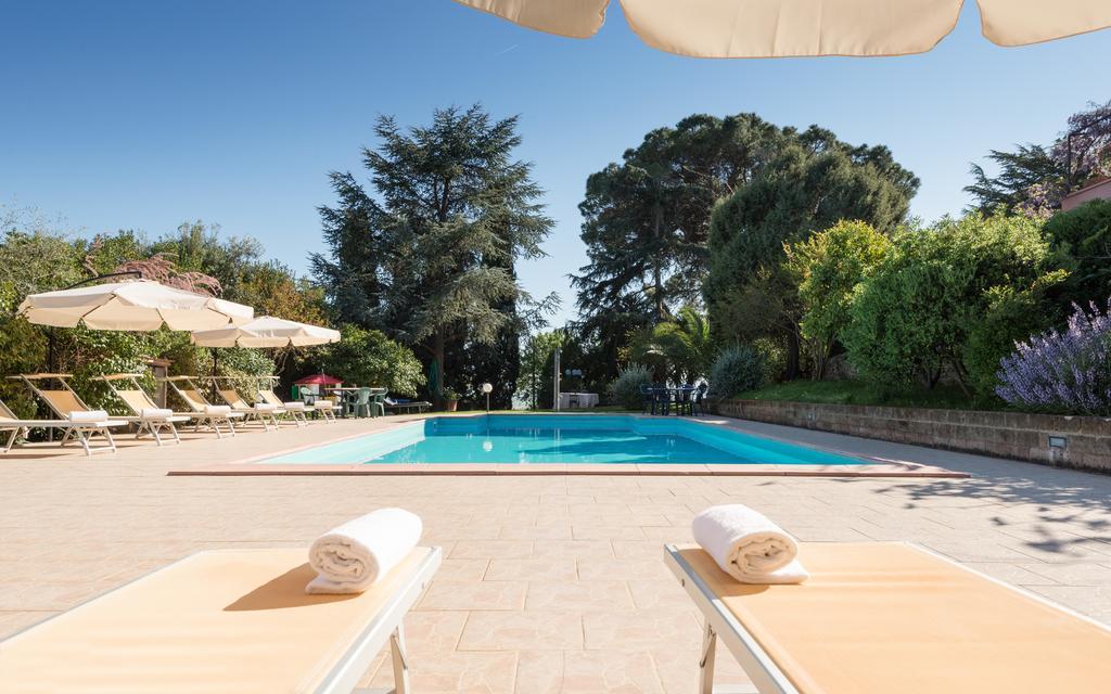 B&B Villa Il Poggetto Venturina Terme Bagian luar foto